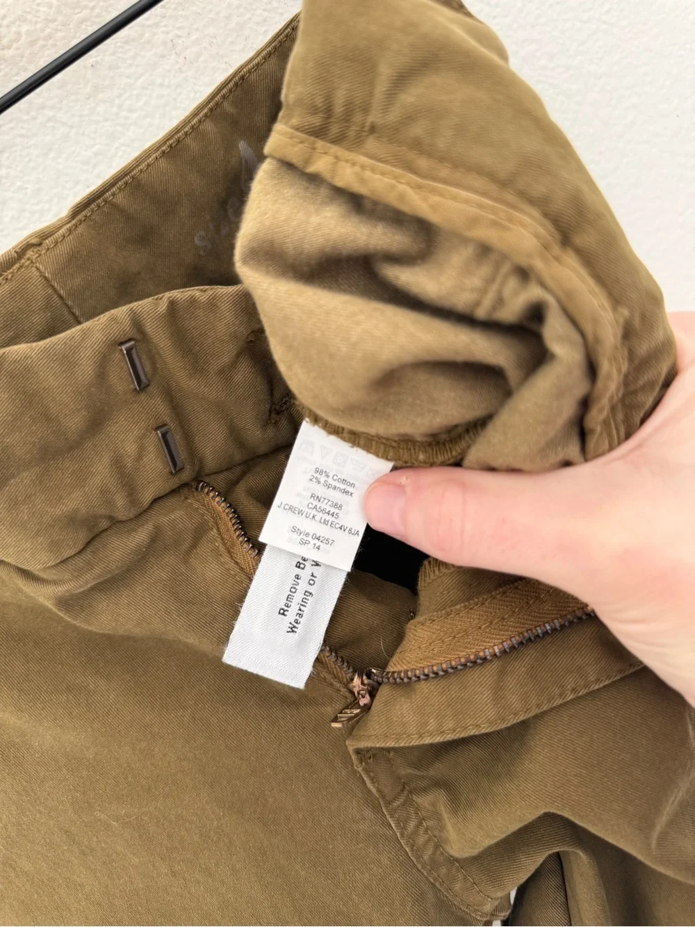 J. Crew Andie Chinos in Olive - Size 4 - EUC